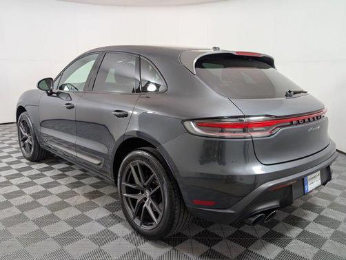 2023 Porsche Macan T