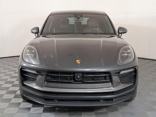 2023 Porsche Macan T