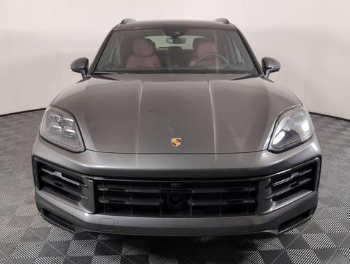 2025 Porsche Cayenne S