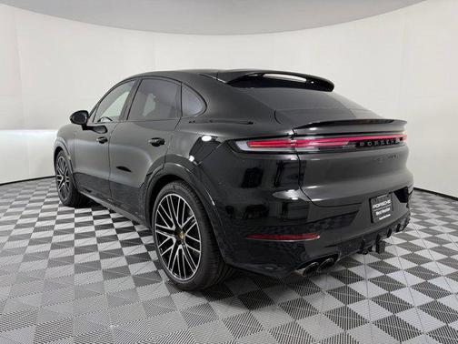 2026 Porsche Cayenne GTS