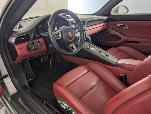2017 Porsche 911 Turbo S