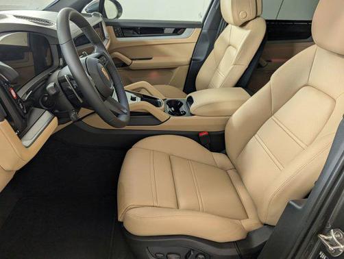 2026 Porsche Cayenne AWD