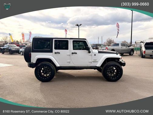 2016 Jeep Wrangler Unlimited Sahara