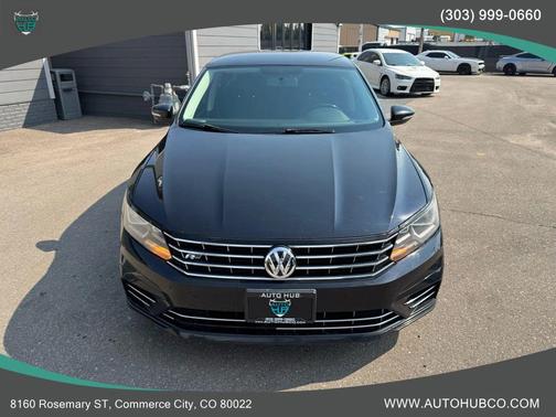 2018 Volkswagen Passat 2.0T R-Line