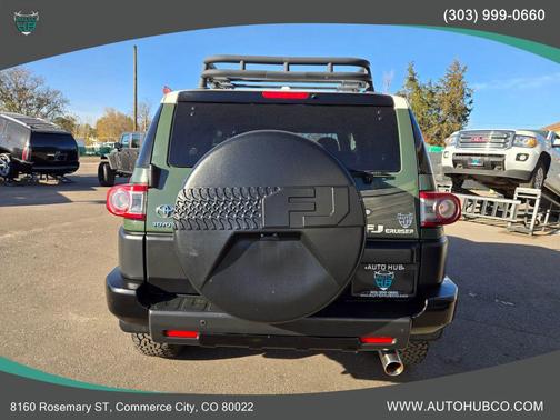 2014 Toyota FJ Cruiser Base