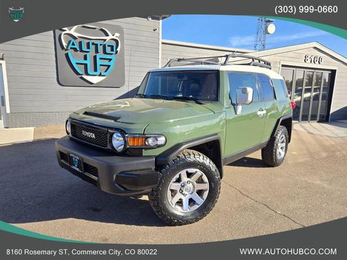 2014 Toyota FJ Cruiser Base