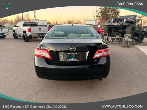 2010 Toyota Camry LE