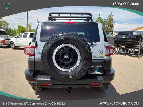 2013 Toyota FJ Cruiser Base