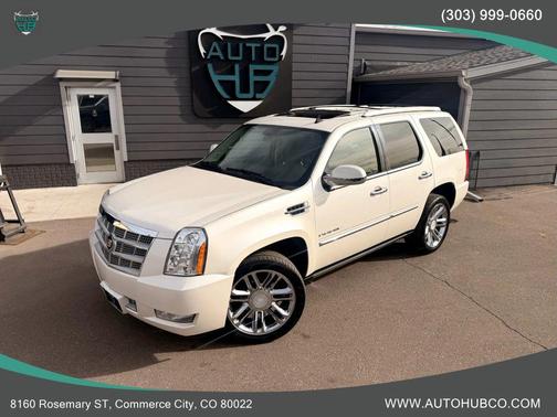 2014 Cadillac Escalade Platinum Edition