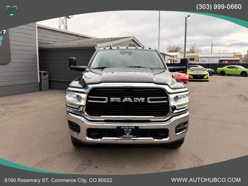 2019 RAM 3500 Big Horn Crew Cab 4x4 8' Box