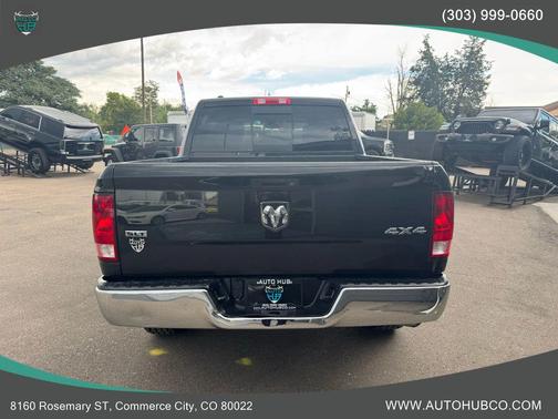 2017 RAM 1500 SLT