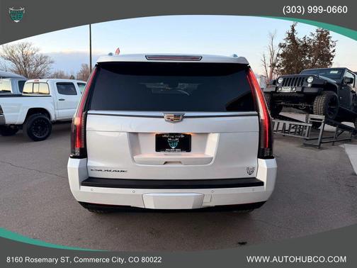 2018 Cadillac Escalade Premium Luxury