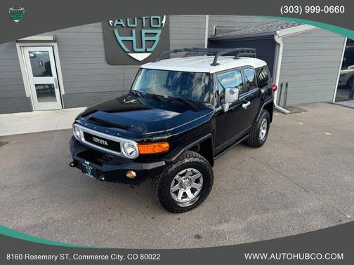 2014 Toyota FJ Cruiser Base