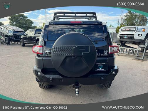 2014 Toyota FJ Cruiser Base