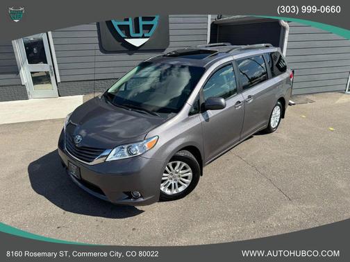2011 Toyota Sienna XLE