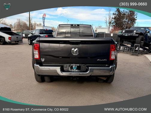 2023 RAM 3500 Tradesman Crew Cab 4x4 8' Box