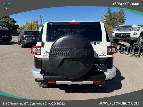 2013 Toyota FJ Cruiser Base