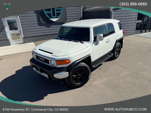 2013 Toyota FJ Cruiser Base