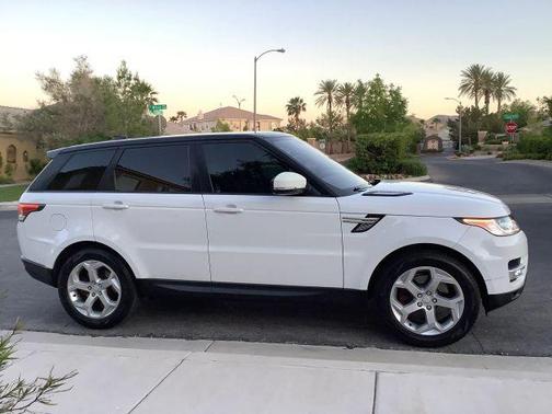 Fuji White 2017 Land Rover Range Rover Sport 3.0L Turbocharged Diesel HSE Td6
