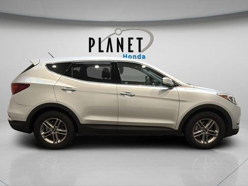 Sparkling Silver 2018 Hyundai Santa Fe Sport 2.4L