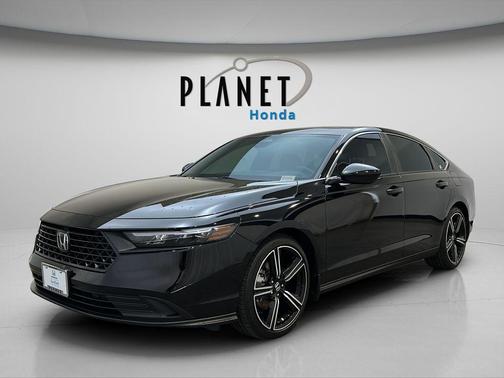 Crystal Black Pearl 2023 Honda Accord Hybrid Sport