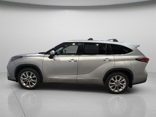 2022 Toyota Highlander Limited