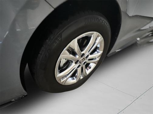 2023 Toyota Sienna XSE