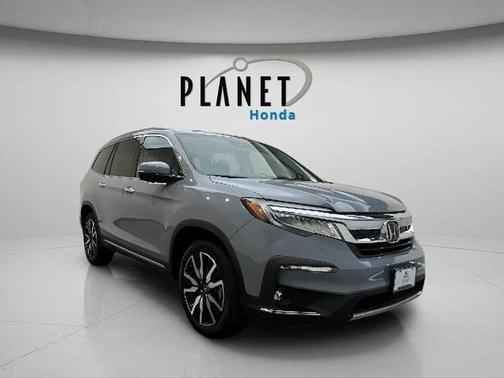 2022 Honda Pilot Touring 7-Passenger