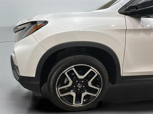 2023 Honda Passport Elite