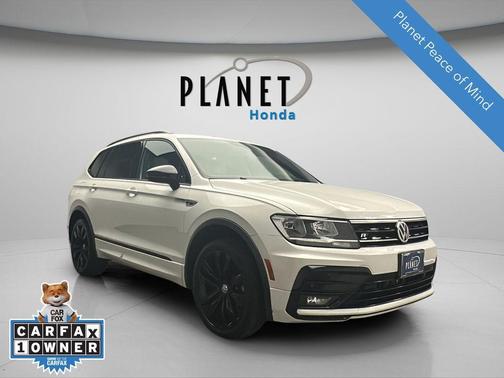 Pure White 2021 Volkswagen Tiguan 2.0T SE R-Line Black