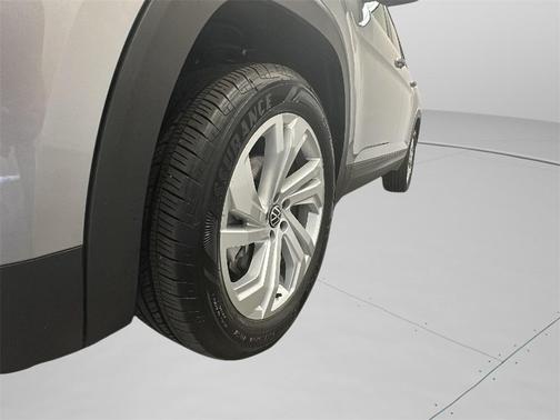 2022 Volkswagen Atlas 3.6L SE w/Technology