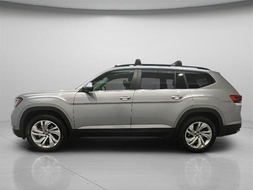 2022 Volkswagen Atlas 3.6L SE w/Technology