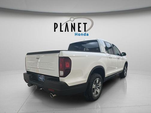 Platinum White Pearl 2026 Honda Ridgeline RTL