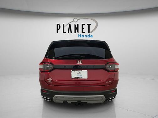 Radiant Red Metallic II 2025 Honda Pilot Elite