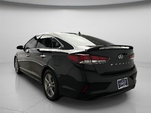 2018 Hyundai SONATA Limited