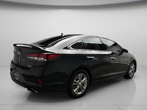 2018 Hyundai SONATA Limited