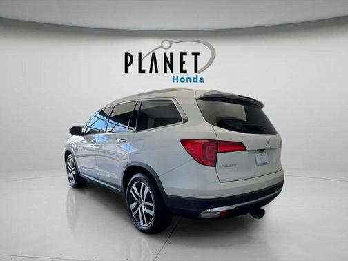 2017 Honda Pilot Elite