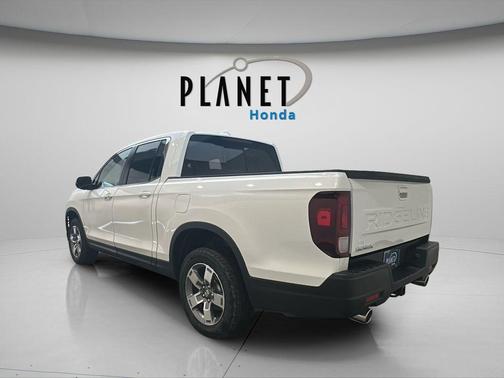 Platinum White Pearl 2026 Honda Ridgeline RTL