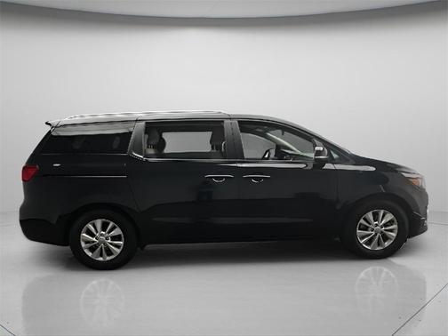 2015 Kia Sedona LX