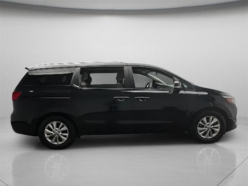2015 Kia Sedona LX