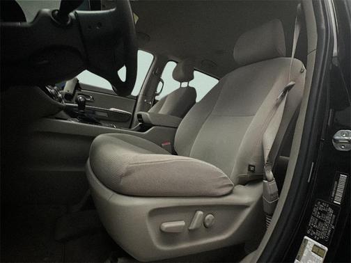 2015 Kia Sedona LX