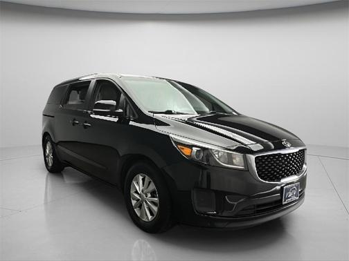 2015 Kia Sedona LX