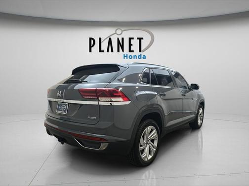 Pure Gray 2020 Volkswagen Atlas Cross Sport 3.6L V6 SEL