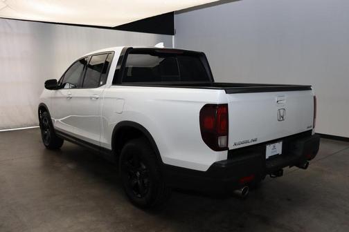 2022 Honda Ridgeline Black Edition