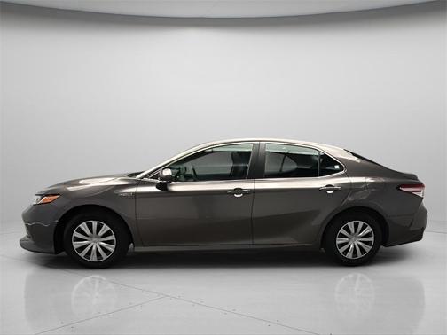 2020 Toyota Camry Hybrid LE