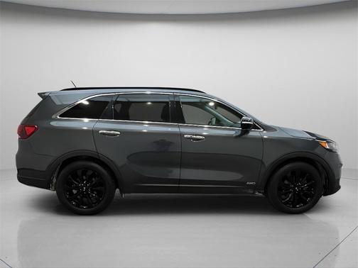 2020 Kia Sorento S
