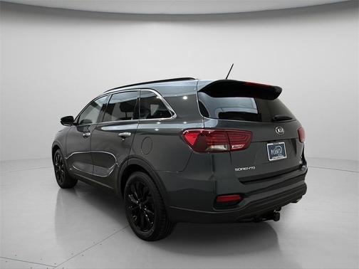 2020 Kia Sorento S