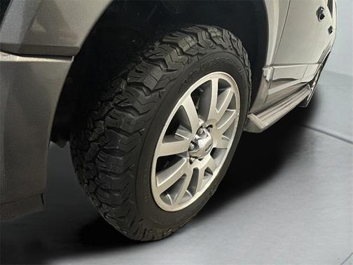 2011 Ford Expedition EL XLT