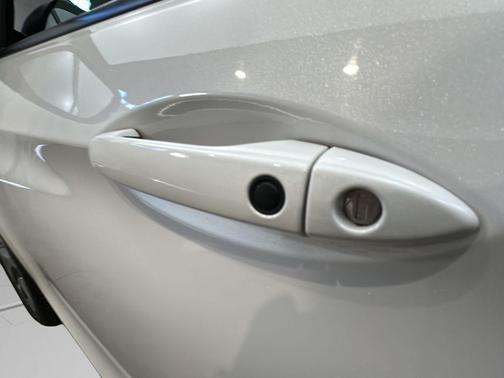 Platinum White Pearl 2023 Honda Passport EX-L