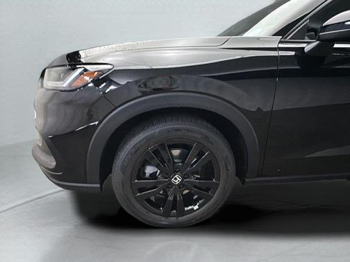 Crystal Black Pearl 2026 Honda HR-V Sport